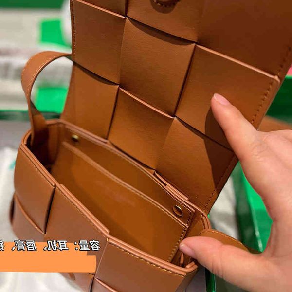 bottegas venetas handbag female mini oil wax cow leather waist single shoulder messenger bag cassette woven tofu bagss f7jt
bottegas venetas handbag female mini oil wax cow leather waist single shoulder messenger bag cassette woven tofu bagss f7jt
