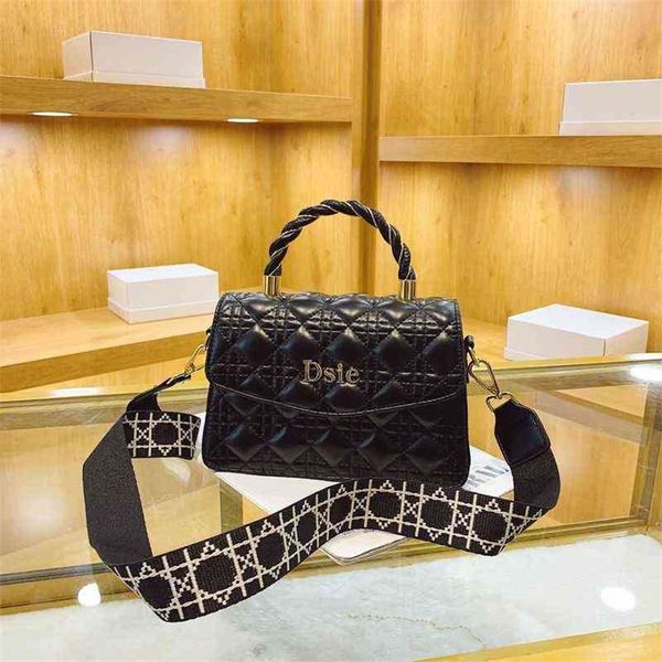 purses outlet 55% off advanced sense small fragrance french minority popular summer 2022 cross versatile fashion single shoulder women'
purses outlet 55% off advanced sense small fragrance french minority popular summer 2022 cross versatile fashion single shoulder women'