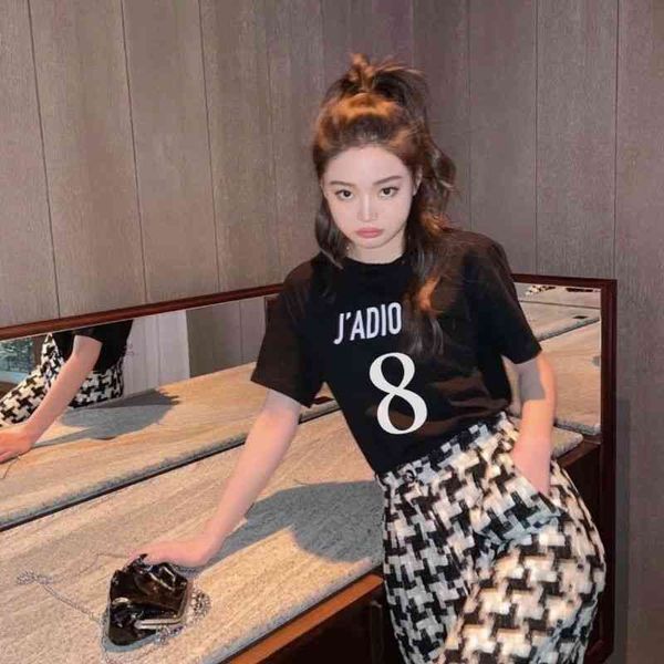 2022 brand t shirt europe station star same style 2022 spring and summer j8 letter d printed r crew n, White;black
2022 brand t shirt europe station star same style 2022 spring and summer j8 letter d printed r crew n, White;black