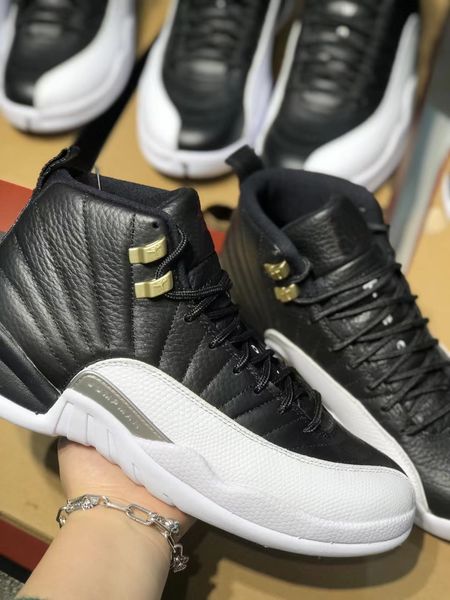 12 playoffs men basketball shoes real carbon fiber 12s black varsity red-white outdoor sports sneakers trainers ct8013-006 with box us 7-13.
12 playoffs men basketball shoes real carbon fiber 12s black varsity red-white outdoor sports sneakers trainers ct8013-006 with box us 7-13.