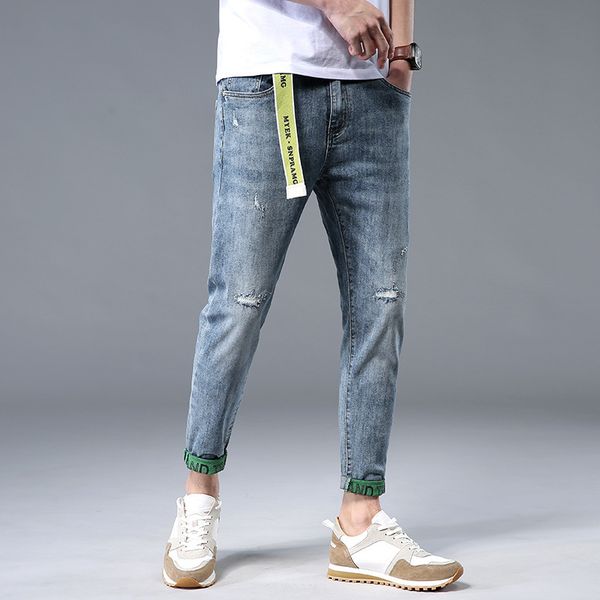celana jeans pria streetwear 22ss jeans ramping versi korea terbaru pinggang menengah sembilan poin celana jeans sobek celana kasual 220817, Blue
celana jeans pria streetwear 22ss jeans ramping versi korea terbaru pinggang menengah sembilan poin celana jeans sobek celana kasual 220817, Blue