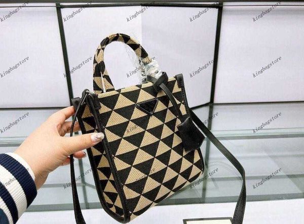tote women handbag designer bag triangle symbole jacquard fabric handbags large totes designers shoulder bags
tote women handbag designer bag triangle symbole jacquard fabric handbags large totes designers shoulder bags