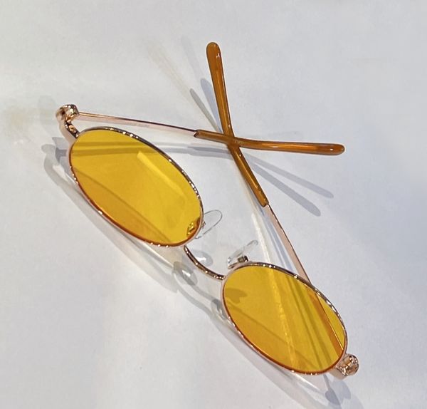 small round oval sunglasses gold yellow fashion party sun glasses sport glasses women shades with box, White;black
small round oval sunglasses gold yellow fashion party sun glasses sport glasses women shades with box, White;black