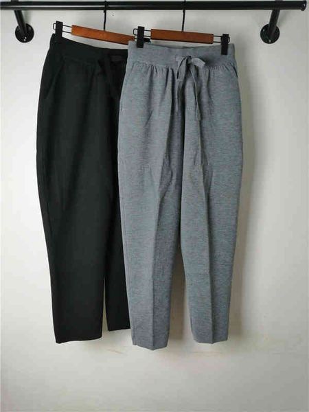 women's pants capris recommend curved high waist wool granny pants versatile slim loose knit casual radish pants, Black;white
women's pants capris recommend curved high waist wool granny pants versatile slim loose knit casual radish pants, Black;white