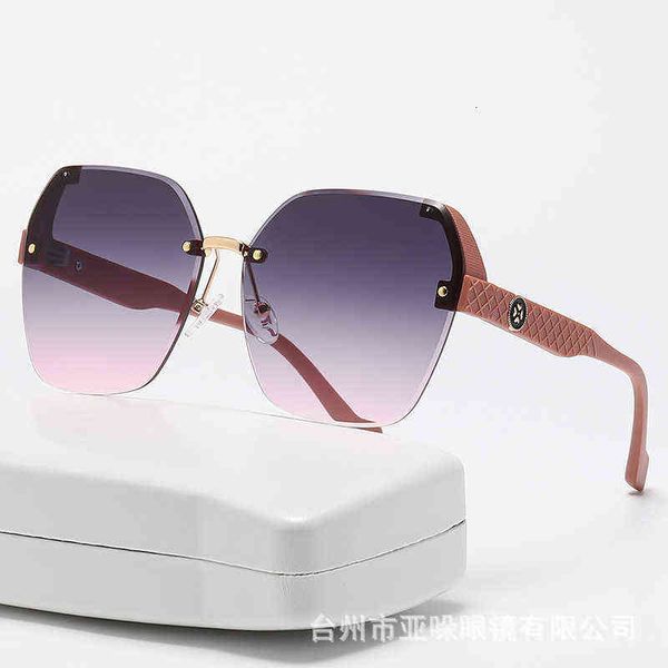 2022 super new trend polarized sunglasses fashion urban men's and women's color changing hip-hop glasses ml4b, White;black
2022 super new trend polarized sunglasses fashion urban men's and women's color changing hip-hop glasses ml4b, White;black