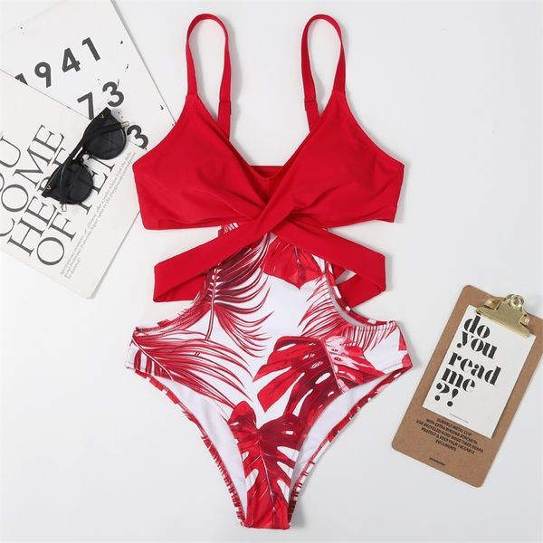 red swimsuits belted swimwear women cross strap bandage beach wear summer swim suits 220401
red swimsuits belted swimwear women cross strap bandage beach wear summer swim suits 220401