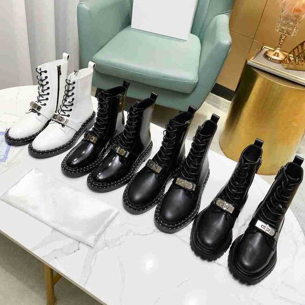 2021 women lock martin boots fashion lace-up open side bead ankle boot r ladies flat winter booties shoes size 35-41, Black
2021 women lock martin boots fashion lace-up open side bead ankle boot r ladies flat winter booties shoes size 35-41, Black