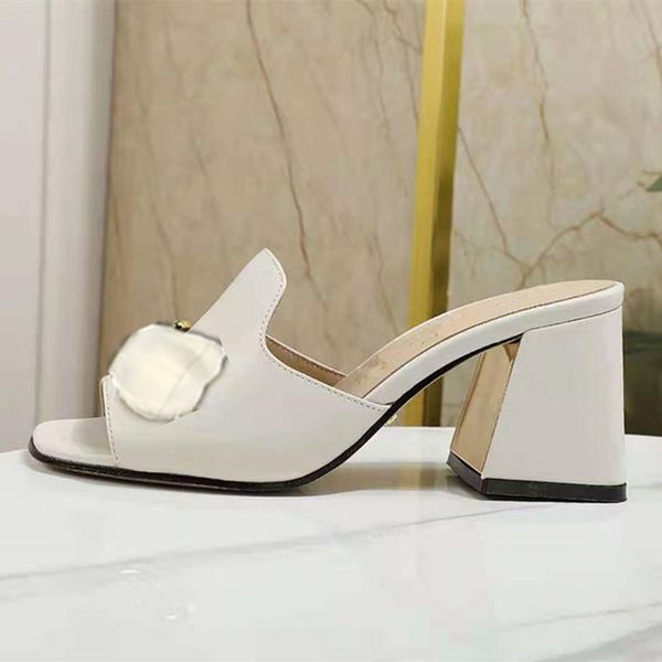 fashion metal 2021 buckle leather low heel sandal designer luxurys women's size 34-41, Black