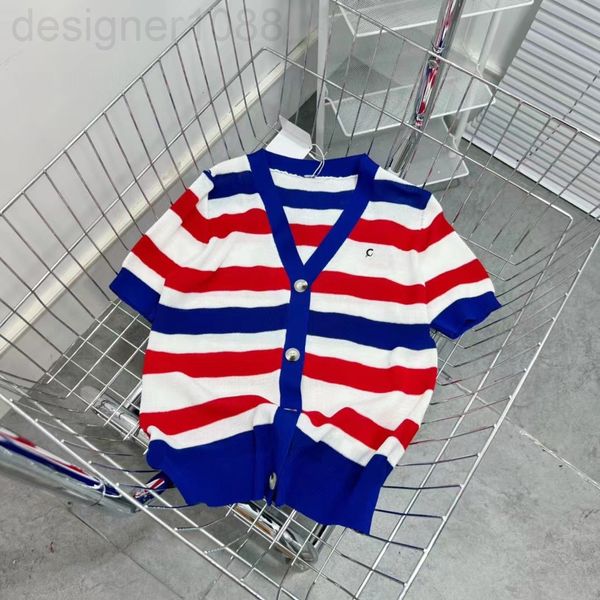women's t-shirt designer 22 spring and summer new loe embroidery small label red blue color matching stripe fugu lazy style knitted car, White
women's t-shirt designer 22 spring and summer new loe embroidery small label red blue color matching stripe fugu lazy style knitted car, White