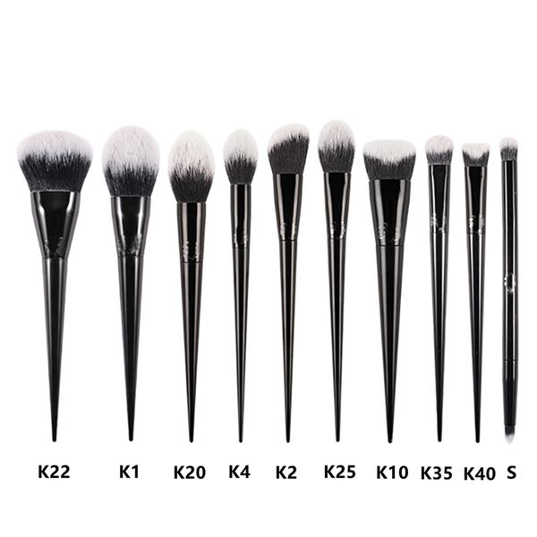 3 11pcs makeup brushes set powder foundation blusher concealer bronzer highlighter sculpting eyeshadow smoky liner kabuki brush 220621
3 11pcs makeup brushes set powder foundation blusher concealer bronzer highlighter sculpting eyeshadow smoky liner kabuki brush 220621