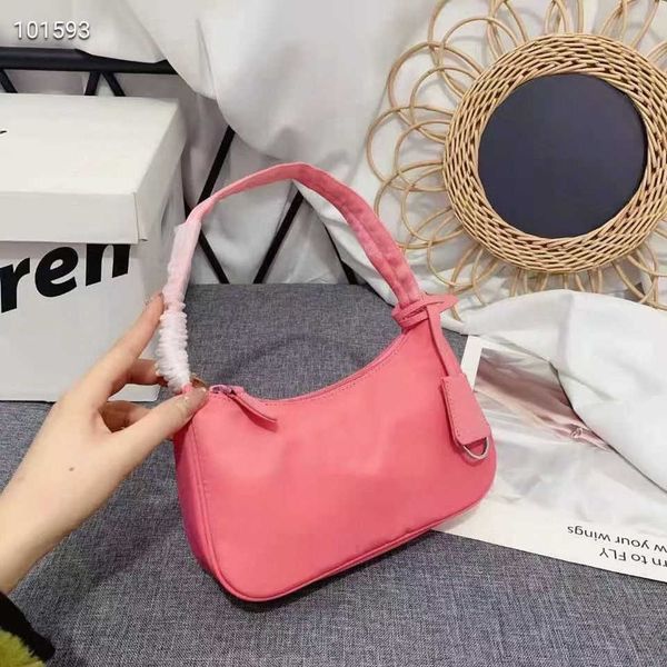 2021 women039s handbag nylon leather single shoulder bag designer luxury handbag fashion is also under the bag new
2021 women039s handbag nylon leather single shoulder bag designer luxury handbag fashion is also under the bag new