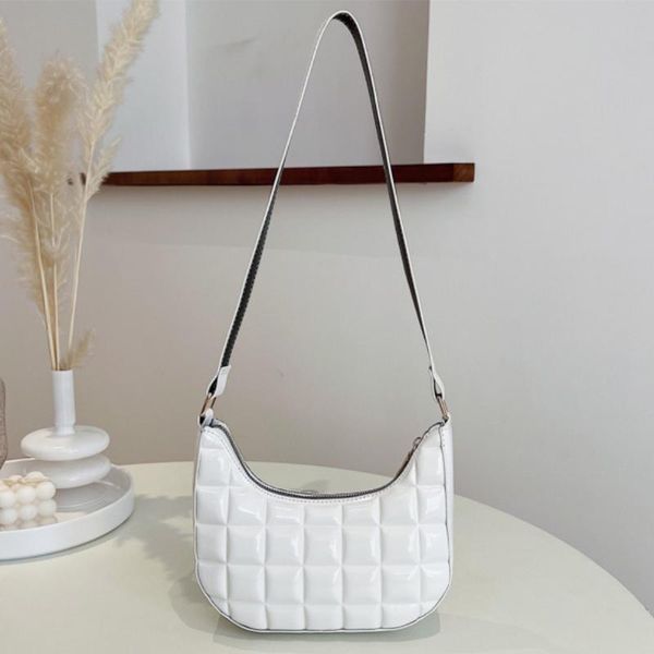 evening bags spring and summer women's bag fashion diamond underarm female all-match shoulder trend solid color handbags
evening bags spring and summer women's bag fashion diamond underarm female all-match shoulder trend solid color handbags