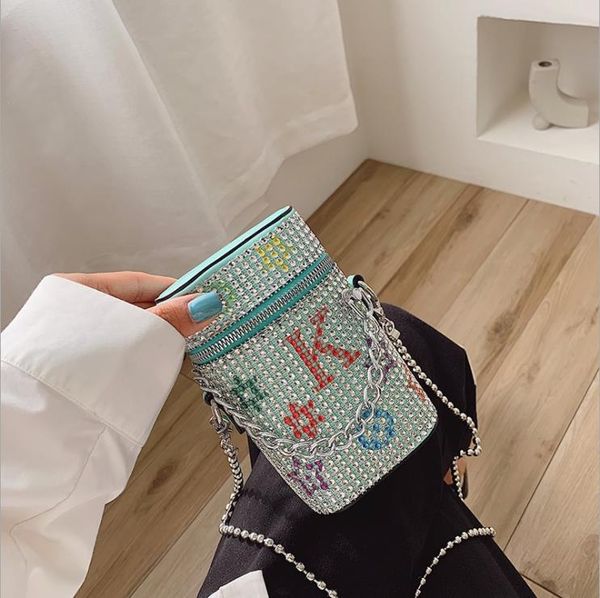 evening bags women's handbag 2022 fashion diamond bucket bag western style all-match chain shoulder messenger
evening bags women's handbag 2022 fashion diamond bucket bag western style all-match chain shoulder messenger