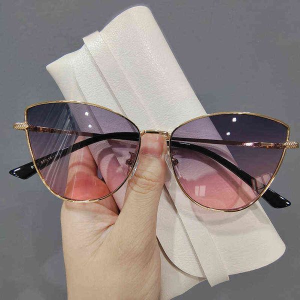 sun vintage cat eye frame sunglasses women 2022 luxury designer fashion female eyewear retro sun shades for lady, White;black
sun vintage cat eye frame sunglasses women 2022 luxury designer fashion female eyewear retro sun shades for lady, White;black
