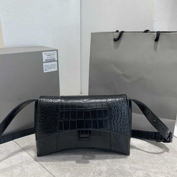 luxurys designers bags fashion luxury ladies shoulder bag fashionable and comfortable casual women diagonal hourglass model m1355 size
luxurys designers bags fashion luxury ladies shoulder bag fashionable and comfortable casual women diagonal hourglass model m1355 size