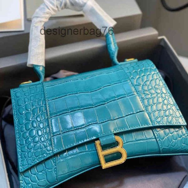 2022 luxurys bag hourglass bbalencaigss female leather designer b home bags crocodile pattern portable one shoulder messenger wvod
2022 luxurys bag hourglass bbalencaigss female leather designer b home bags crocodile pattern portable one shoulder messenger wvod