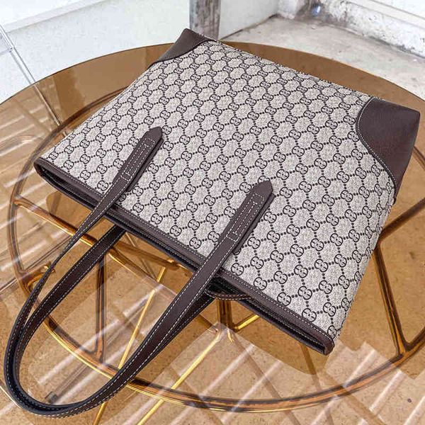 light luxury fashion commuter flower large capacity one shoulder bag texture versatile tote bag handbag luxury
light luxury fashion commuter flower large capacity one shoulder bag texture versatile tote bag handbag luxury