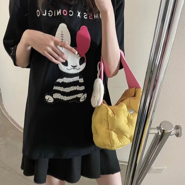 women's t-shirt designer chaopai 22 early spring new black short sleeved t-shirt women's loose design sense of minority chic kyzi, White
women's t-shirt designer chaopai 22 early spring new black short sleeved t-shirt women's loose design sense of minority chic kyzi, White