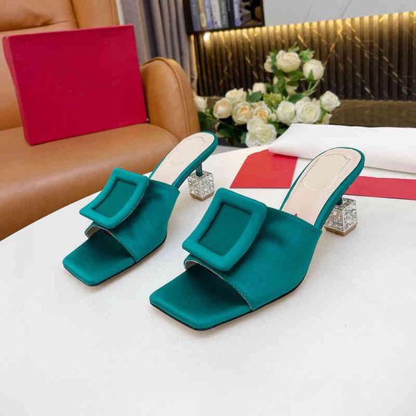 sandals summer fashion square buckle crystal heel one-sided belt head korean version external wearing sandals and high-heeled, Black 
sandals summer fashion square buckle crystal heel one-sided belt head korean version external wearing sandals and high-heeled, Black