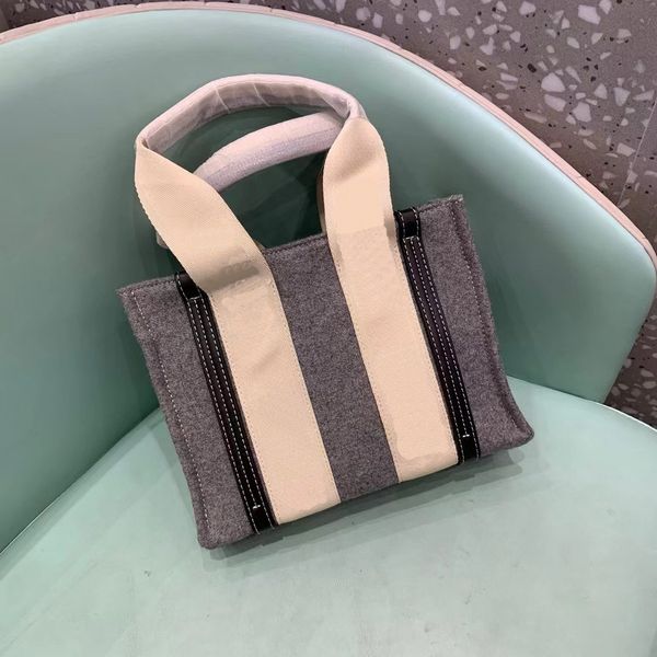 tote bag designer totes bag handbag designers women fashion all-match classic large capacity multifunction wallet handbags
tote bag designer totes bag handbag designers women fashion all-match classic large capacity multifunction wallet handbags