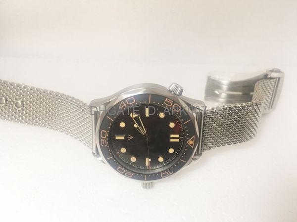 mens watch diver 300m montre de luxe no time to die automatic mechanical movement men watches wristwatches nato strap james bond 007, Slivery;brown
mens watch diver 300m montre de luxe no time to die automatic mechanical movement men watches wristwatches nato strap james bond 007, Slivery;brown