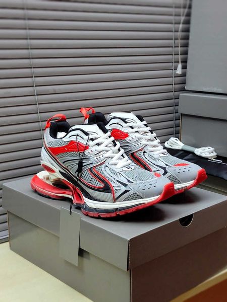 2022 paris 5.0 track s shoes bulky triple sneakers men's women's white pink 3m gray beige orange blue platform tess 18ss update
2022 paris 5.0 track s shoes bulky triple sneakers men's women's white pink 3m gray beige orange blue platform tess 18ss update