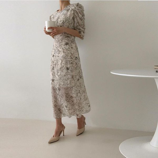 party dresses 2022 round neck women's floral chiffon commuter dress women, White;black
party dresses 2022 round neck women's floral chiffon commuter dress women, White;black