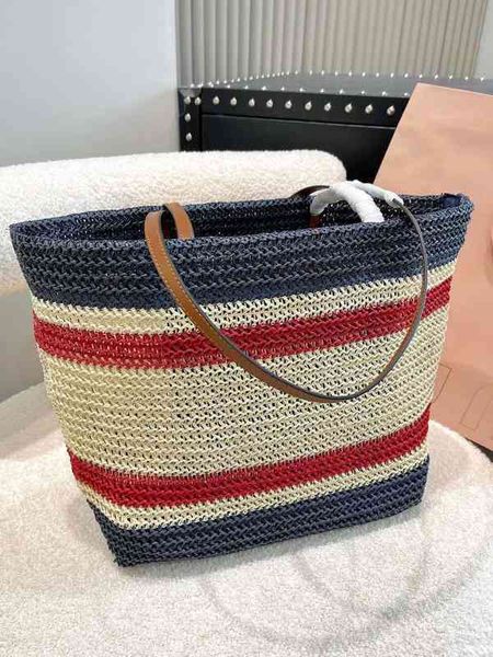 evening bag 2022 fashion summer large capacity women woven bag hand striped tote beach travel handbag 20220607
evening bag 2022 fashion summer large capacity women woven bag hand striped tote beach travel handbag 20220607