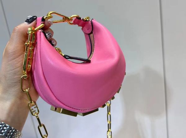 2022 nano graphy hobo wrist bag half moon zip fastening vintage bottom golden metal letter luxurys cross 22
2022 nano graphy hobo wrist bag half moon zip fastening vintage bottom golden metal letter luxurys cross 22