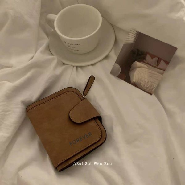 retro clutch bag soft leather coin purse female ins fashion multi-functional anti-degaussing short card bag wallet, Red;black
retro clutch bag soft leather coin purse female ins fashion multi-functional anti-degaussing short card bag wallet, Red;black