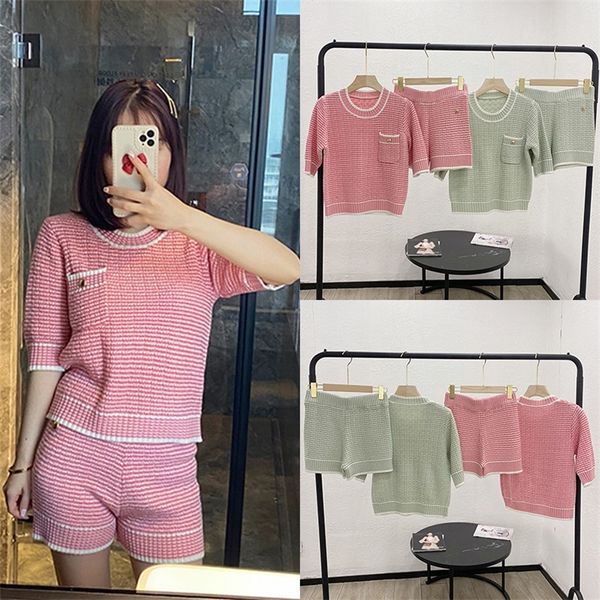 71% off 2022 summer new trendy men's and women's clothing early spring style small sweet aging two-color knitted short cardigan sh, White
71% off 2022 summer new trendy men's and women's clothing early spring style small sweet aging two-color knitted short cardigan sh, White