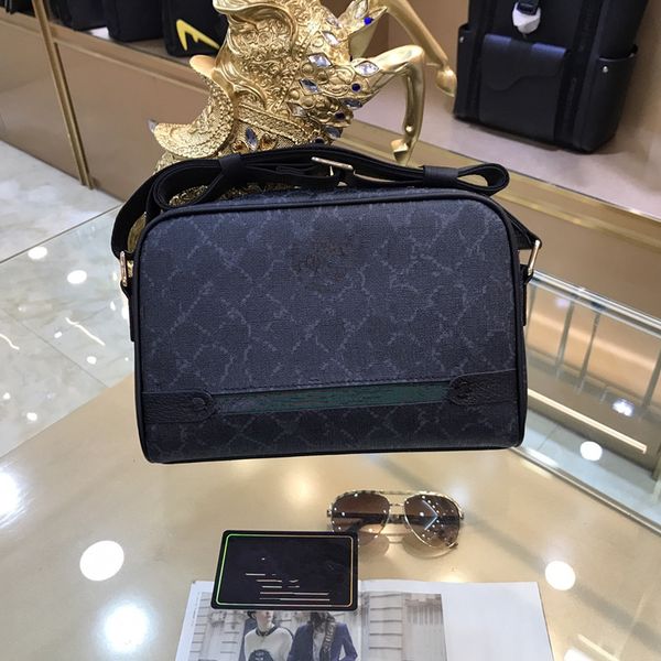 designer bag brand high-end quality men's shoulder bag handbag pai european version fashion
designer bag brand high-end quality men's shoulder bag handbag pai european version fashion