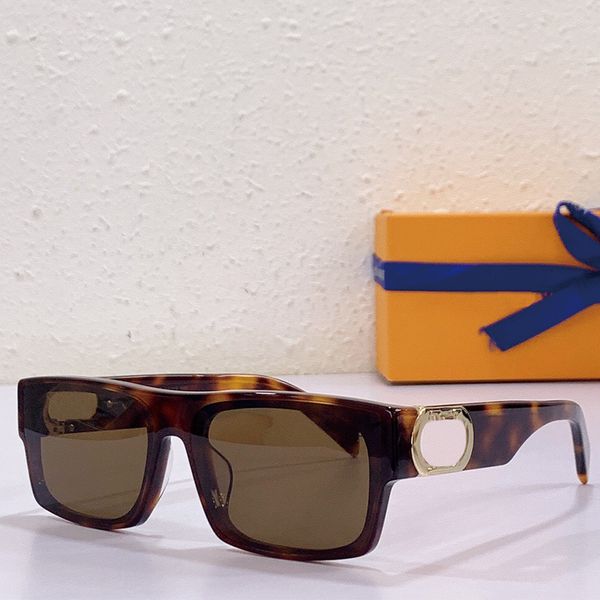 fashionable men and women link square sunglasses z2580 temple design highlights the brand charm outdoor beach p first choice uv protection b, White;black
fashionable men and women link square sunglasses z2580 temple design highlights the brand charm outdoor beach p first choice uv protection b, White;black