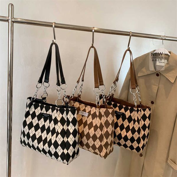 2022 designer bags tote women leather saddle messenger fashion lightweight handbag shoulder brown brand designer crossbody female purses
2022 designer bags tote women leather saddle messenger fashion lightweight handbag shoulder brown brand designer crossbody female purses