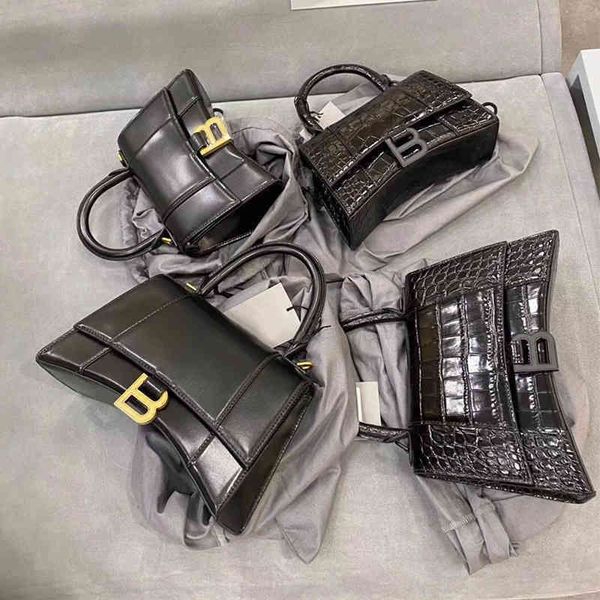 2022ss balencigas's italy bag b 2022 handbags hourglasss designer high version leather women's crocodile handbag single shoulder m
2022ss balencigas's italy bag b 2022 handbags hourglasss designer high version leather women's crocodile handbag single shoulder m