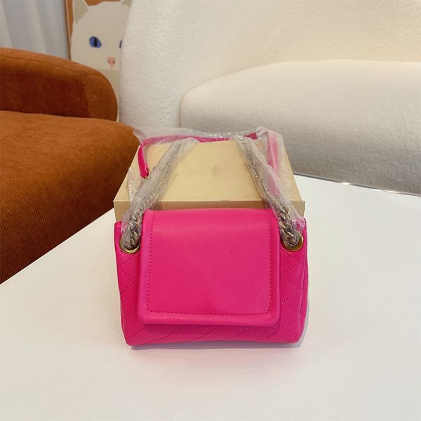 2022 premium french new mini shoulder bag leather flap chain street designer handbag outdoor sacoche luxury wallet women's messenger ba
2022 premium french new mini shoulder bag leather flap chain street designer handbag outdoor sacoche luxury wallet women's messenger ba