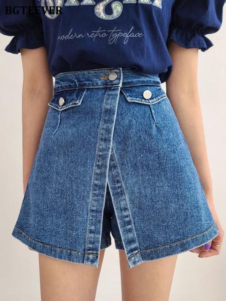 spring summer female skinny culottes high waist single button slim women denim shorts casual ladies jeans shorts 2022, White;black
spring summer female skinny culottes high waist single button slim women denim shorts casual ladies jeans shorts 2022, White;black