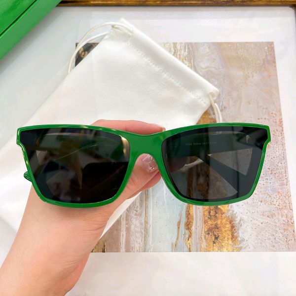 green black cat eye sunglasses women designer sun glasses 1119 sonnenbrille wrap shades with box, White;black
green black cat eye sunglasses women designer sun glasses 1119 sonnenbrille wrap shades with box, White;black
