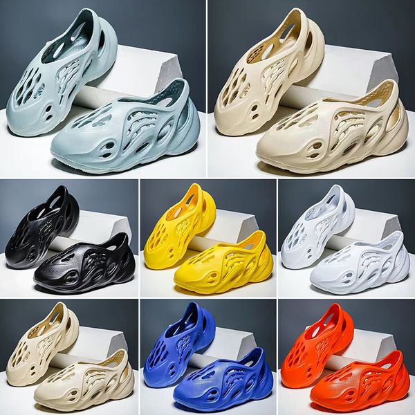2022 fashion eva foam runner kan sandals slides toddlers infants kids childrens slippers triple red white black desert sand bone resin
2022 fashion eva foam runner kan sandals slides toddlers infants kids childrens slippers triple red white black desert sand bone resin
