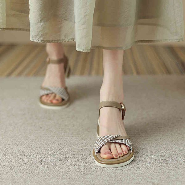 sandals one line buckle hollow open toe sandals thousand bird lattice round head thick heel back empty women's shoes summer versatile m, Black
sandals one line buckle hollow open toe sandals thousand bird lattice round head thick heel back empty women's shoes summer versatile m, Black