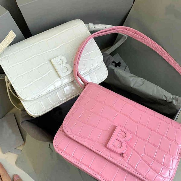 classic designer balencaigass handbags bag home b crocodile tofu 2022 fashion trend versatile cowhide single shoulder messenger small square
classic designer balencaigass handbags bag home b crocodile tofu 2022 fashion trend versatile cowhide single shoulder messenger small square