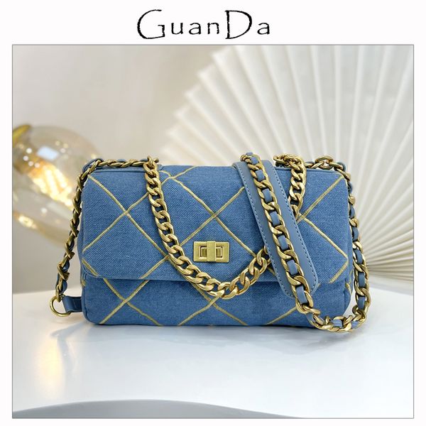 2022 luxury designer jeans bags women quilted golden thread denim chain flap crossbody bags 2022 shoulder messenger handags
2022 luxury designer jeans bags women quilted golden thread denim chain flap crossbody bags 2022 shoulder messenger handags