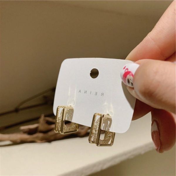 stud 2022 korean temperament metal small earrings fashion lady versatile female jewelry, Golden;silver
stud 2022 korean temperament metal small earrings fashion lady versatile female jewelry, Golden;silver
