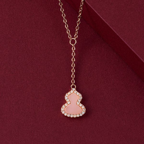 fashion pink gourd necklace women's summer niche design sense s925 sterling silver pendant all-match clavicle chain decorations
fashion pink gourd necklace women's summer niche design sense s925 sterling silver pendant all-match clavicle chain decorations
