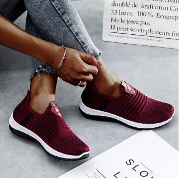 women knitting mesh shoes vulcanized soft female sneakers slip on sport ladies shoe flat breathable sport women footwear autumn shoe
women knitting mesh shoes vulcanized soft female sneakers slip on sport ladies shoe flat breathable sport women footwear autumn shoe