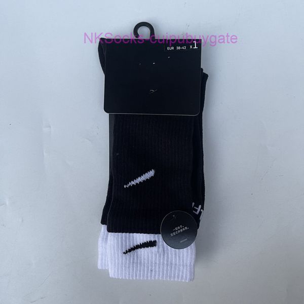 men fashion classic socks hook brand color stitched men's women's long tube sports training sock street couple middle tubes luxury, Black
men fashion classic socks hook brand color stitched men's women's long tube sports training sock street couple middle tubes luxury, Black