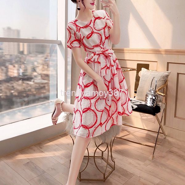 casual dresses narrow waist skirt summer gentle style french chiffon temperament dress goddess dress, Black;gray
casual dresses narrow waist skirt summer gentle style french chiffon temperament dress goddess dress, Black;gray