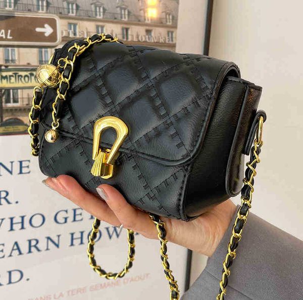 summer small bag female 2022 new fashion high sense foreign style lingge chain square versatile one shoulder messenger bag
summer small bag female 2022 new fashion high sense foreign style lingge chain square versatile one shoulder messenger bag