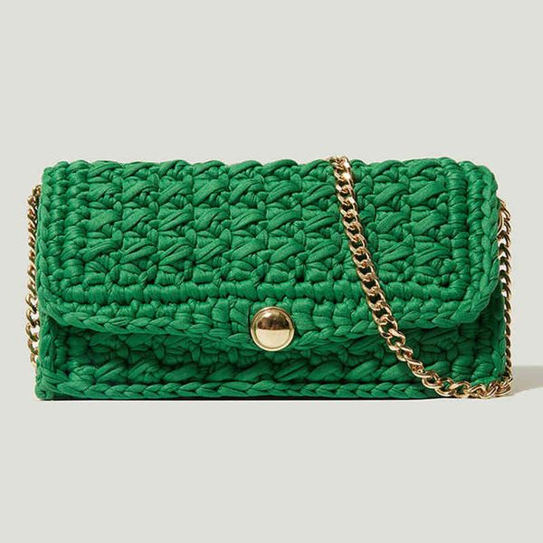 shopping bags bag new fashion women's metal chain lattice single shoulder diagonal cross hand wool woven bag 220420
shopping bags bag new fashion women's metal chain lattice single shoulder diagonal cross hand wool woven bag 220420
