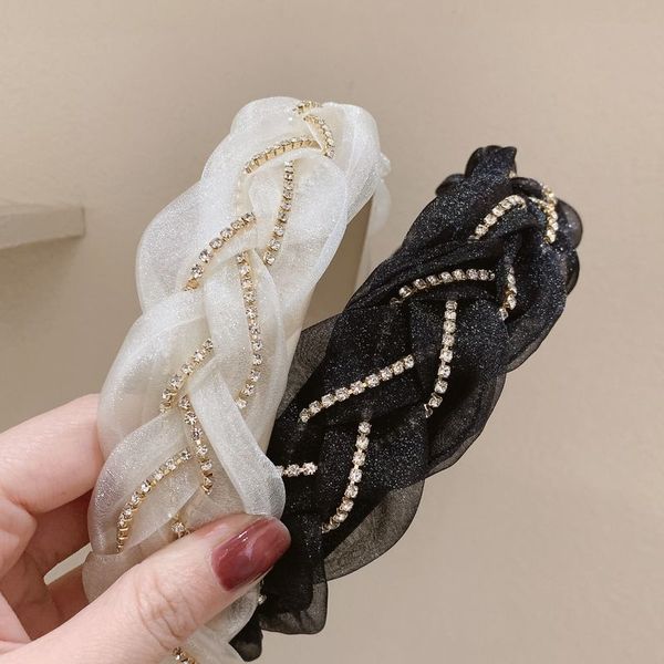new lace twist braids headbands with drill headbands women's braided wide-brimmed toothed headband headdress wholesale 2112056, Silver
new lace twist braids headbands with drill headbands women's braided wide-brimmed toothed headband headdress wholesale 2112056, Silver